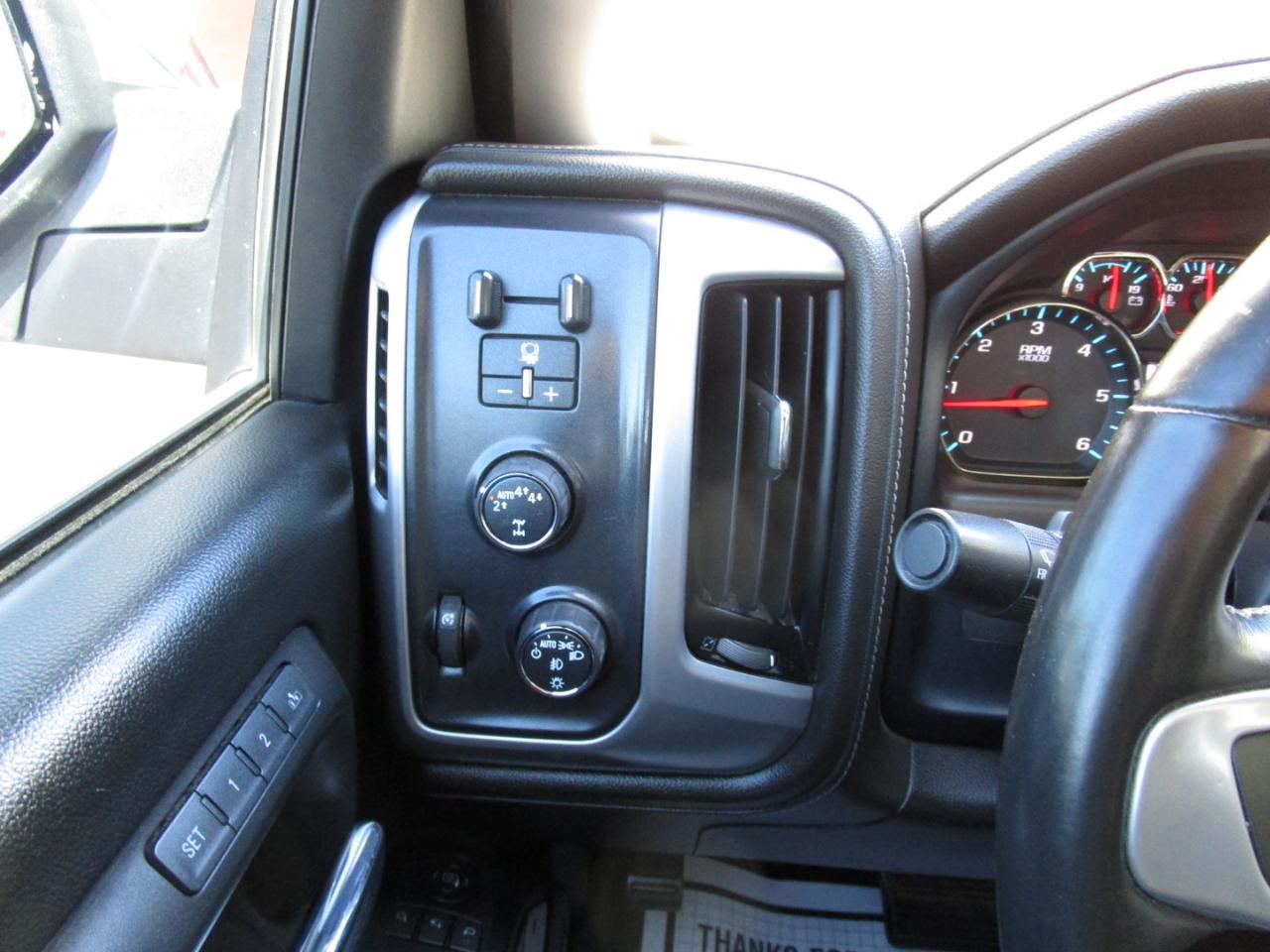 GMC Sierra 1500 4WD Crew Cab 143.5" SLT 2017