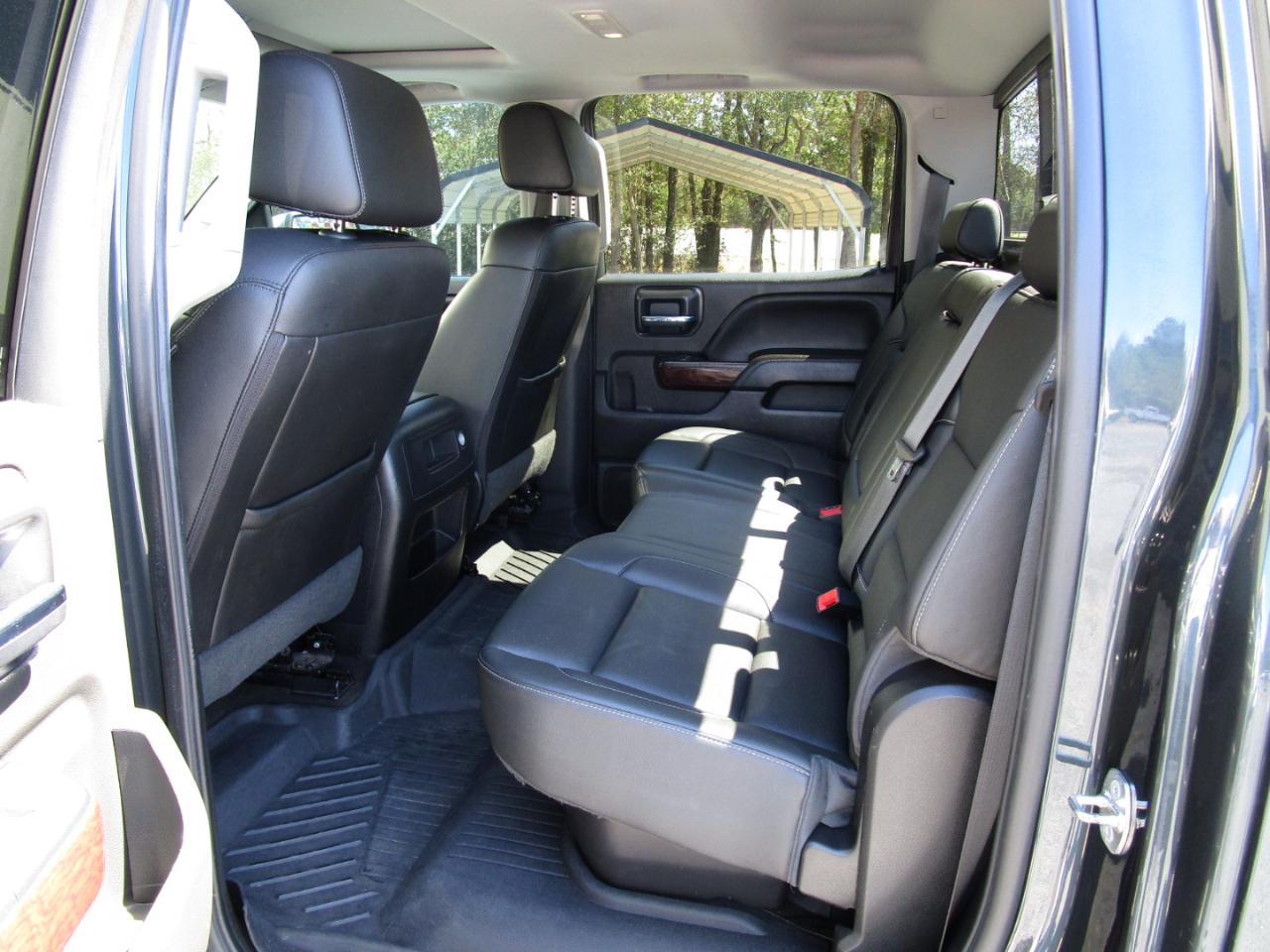 GMC Sierra 1500 4WD Crew Cab 143.5" SLT 2017