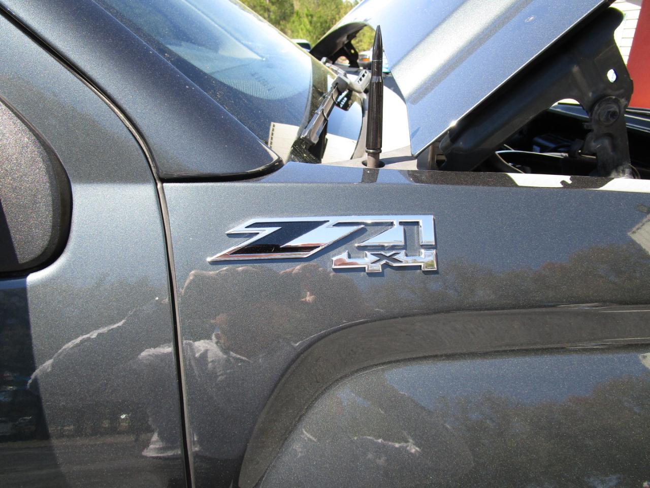 GMC Sierra 1500 4WD Crew Cab 143.5" SLT 2017