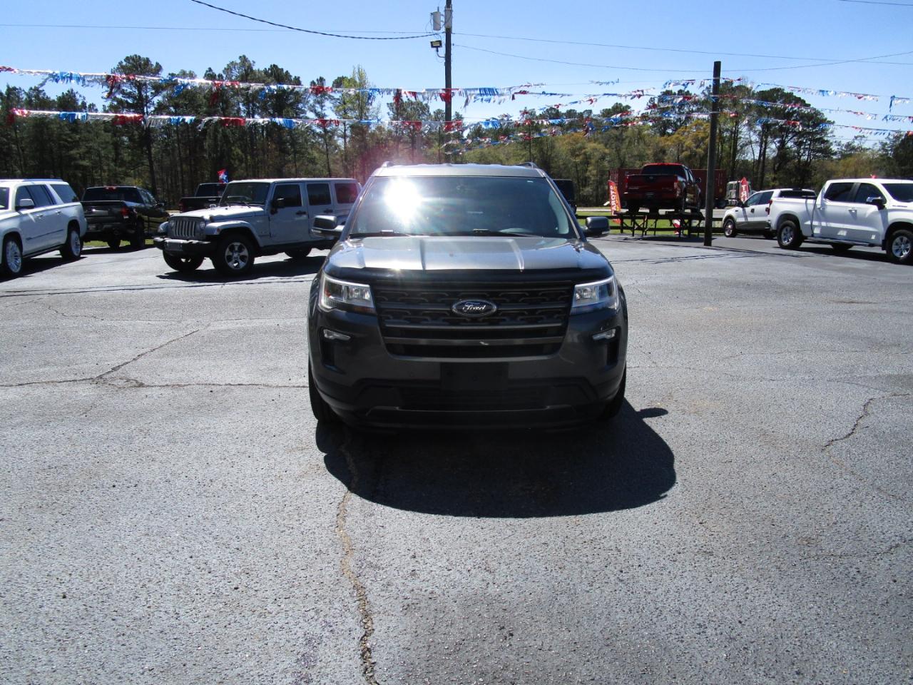 Ford Explorer XLT FWD 2019