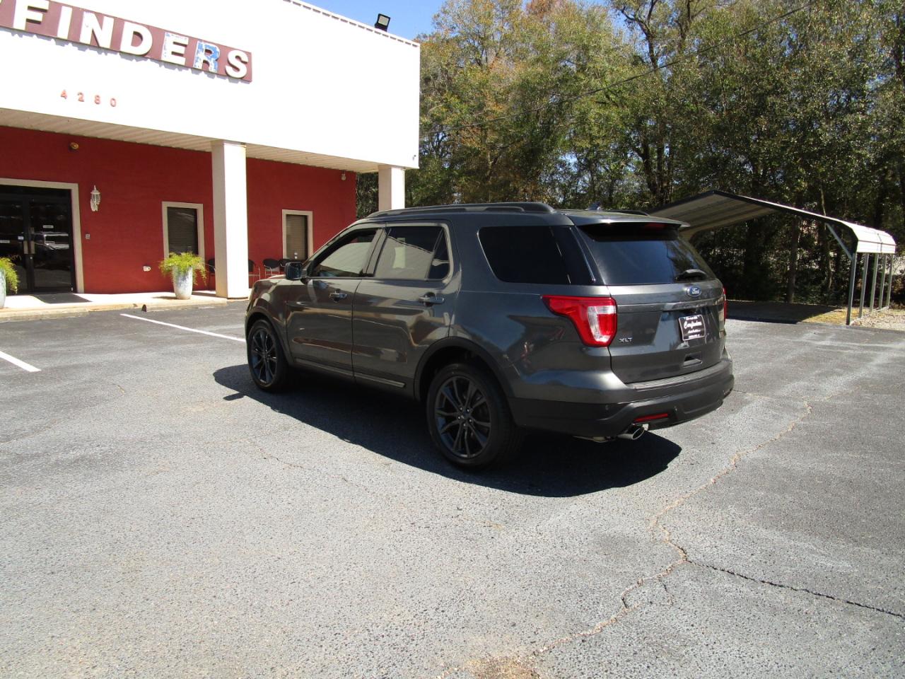 Ford Explorer XLT FWD 2019