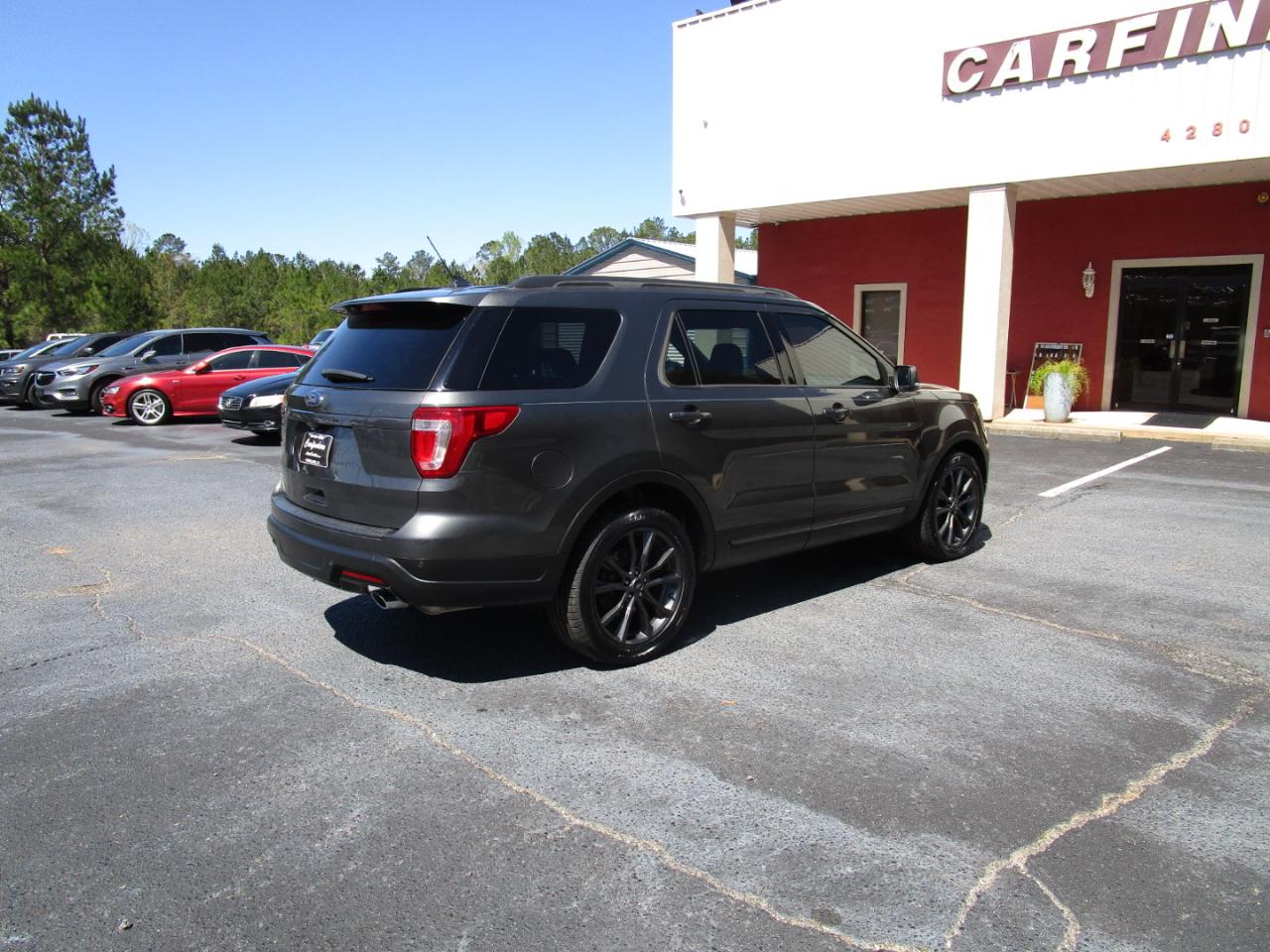 Ford Explorer XLT FWD 2019