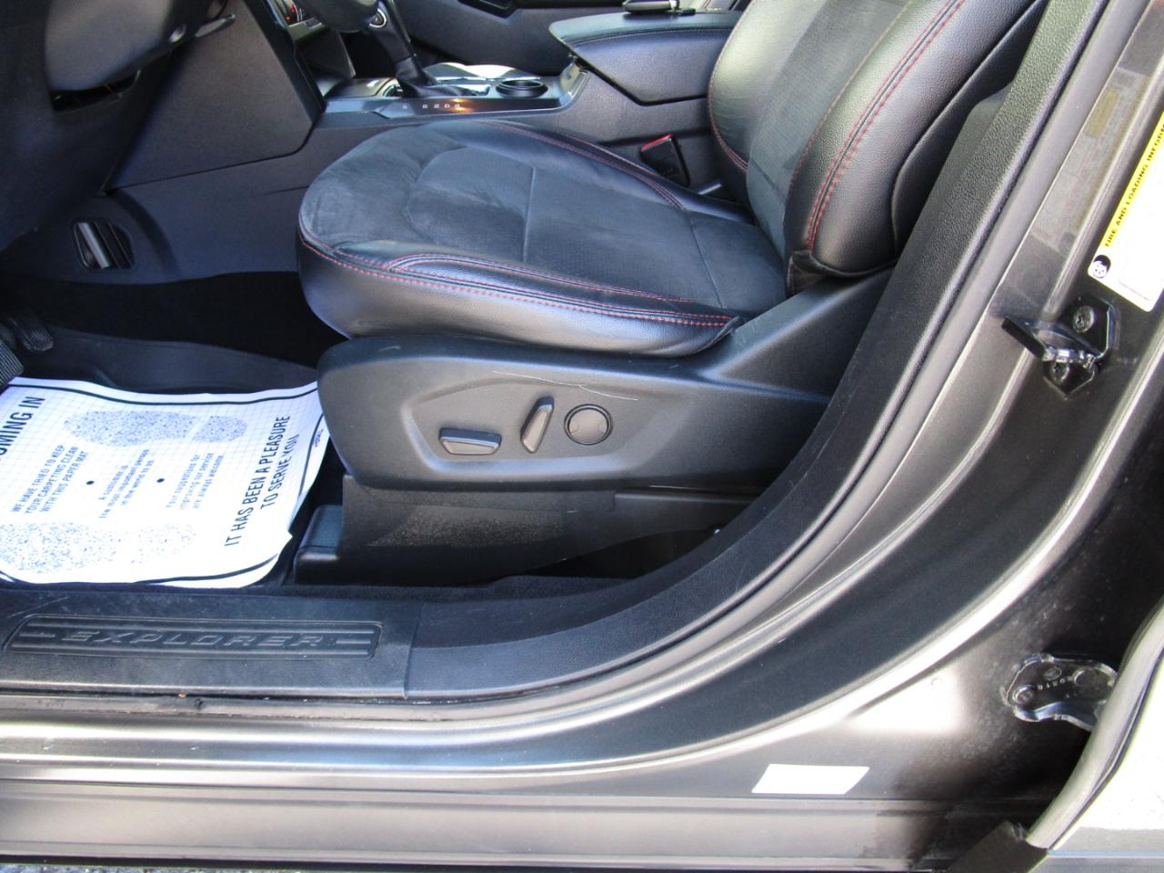 Ford Explorer XLT FWD 2019