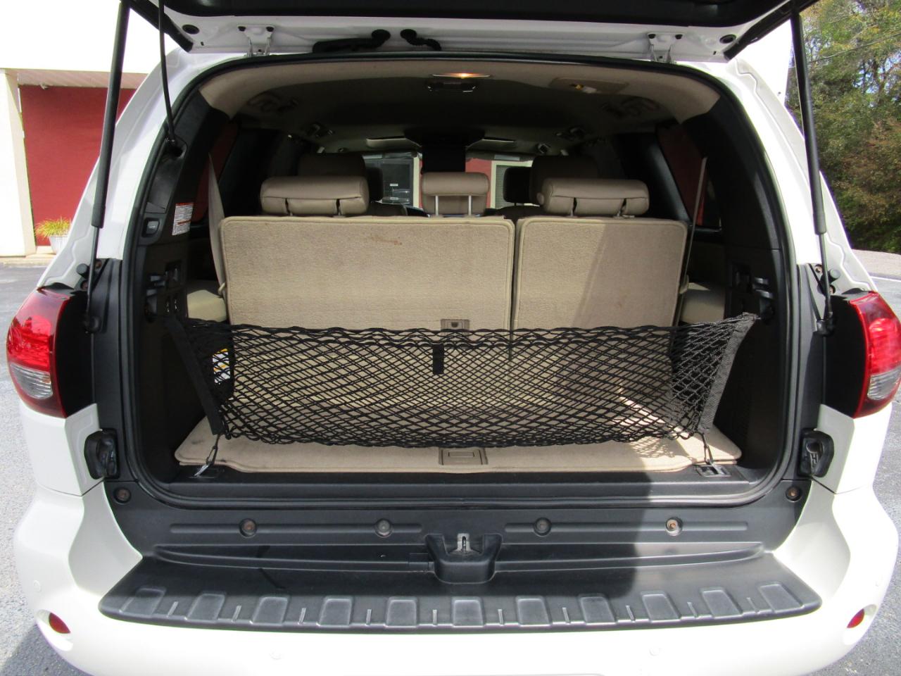 Toyota Sequoia Platinum RWD (Natl) 2018