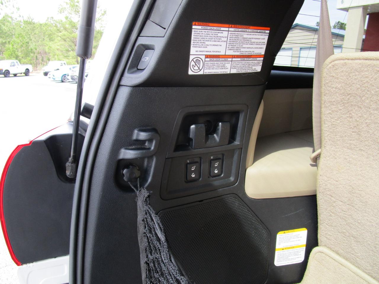 Toyota Sequoia Platinum RWD (Natl) 2018