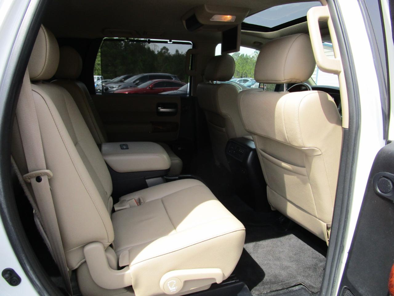 Toyota Sequoia Platinum RWD (Natl) 2018