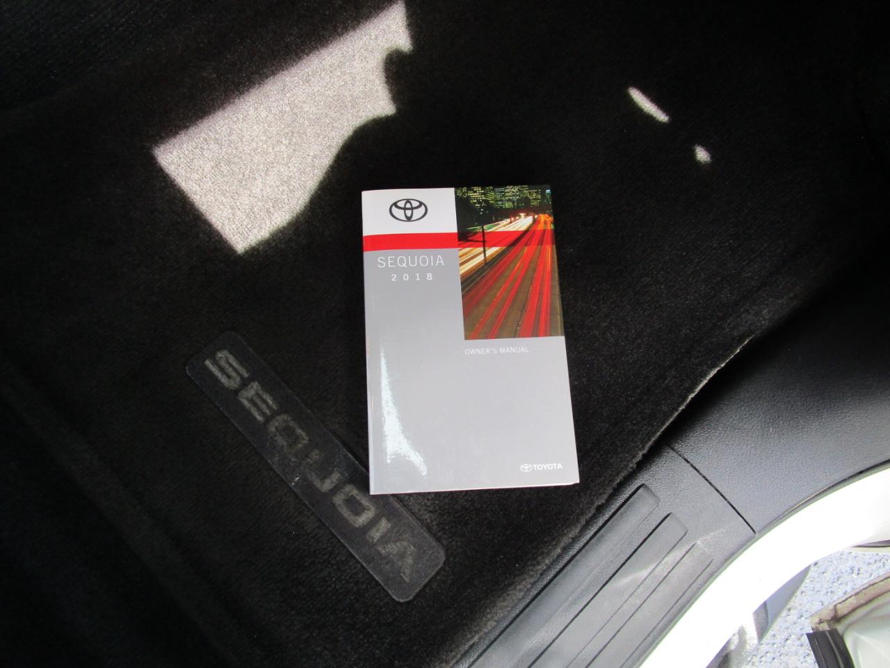 Toyota Sequoia Platinum RWD (Natl) 2018