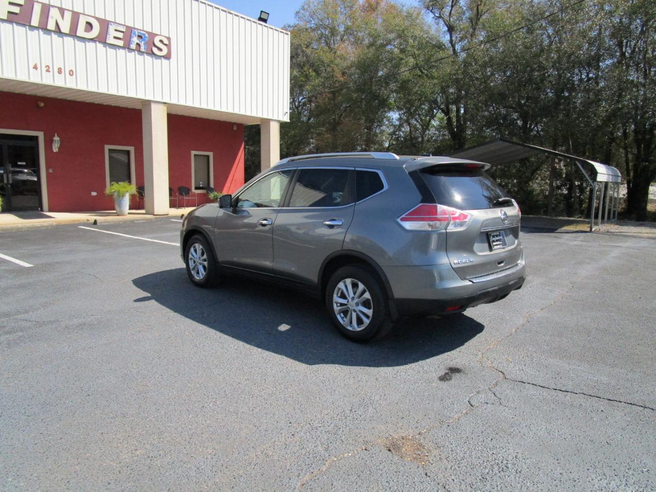 Nissan Rogue FWD 4dr SV 2015