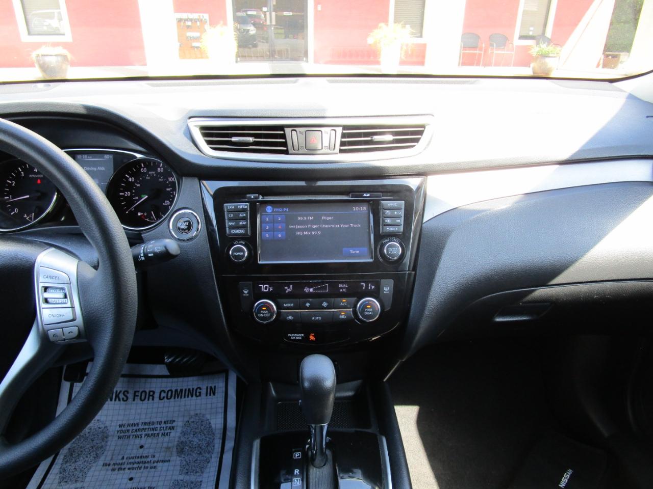 Nissan Rogue FWD 4dr SV 2015