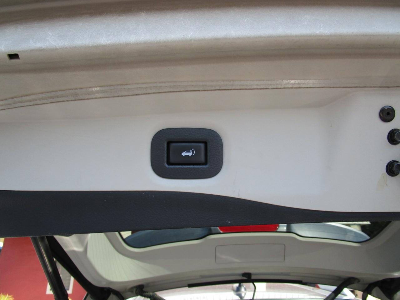 Nissan Rogue FWD 4dr SV 2015