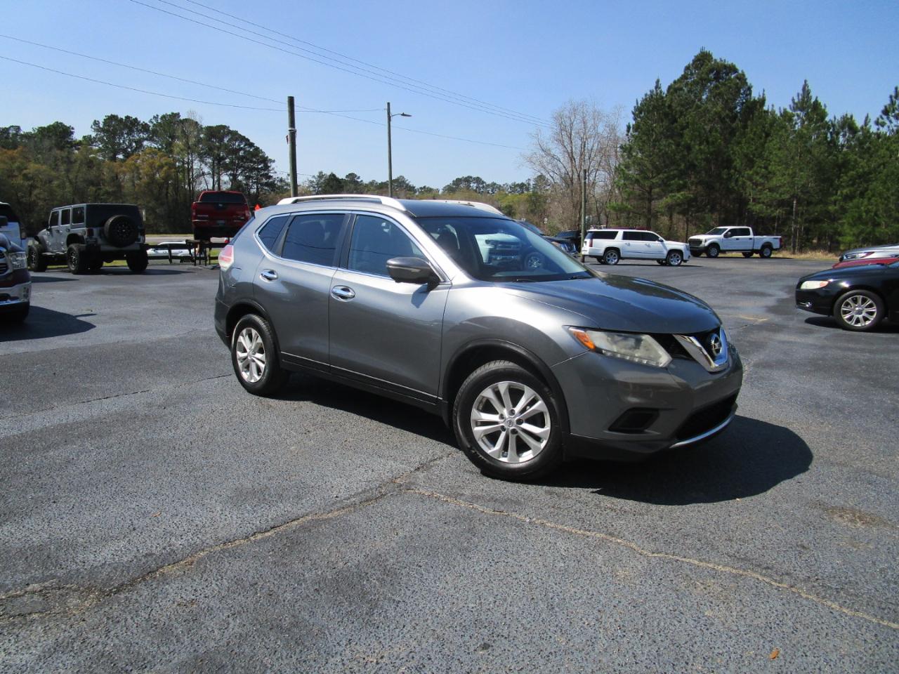 Nissan Rogue FWD 4dr SV 2015