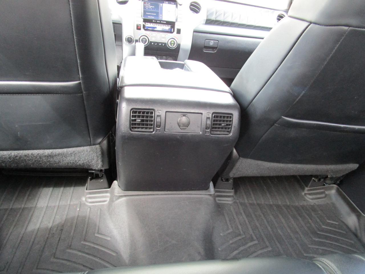 Toyota Tundra 4WD Platinum CrewMax 5.5' Bed (Natl) 2021