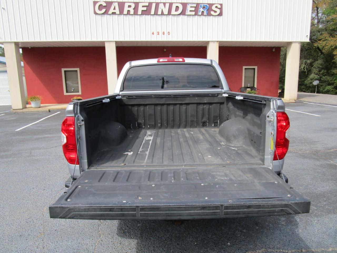 Toyota Tundra 4WD Platinum CrewMax 5.5' Bed (Natl) 2021