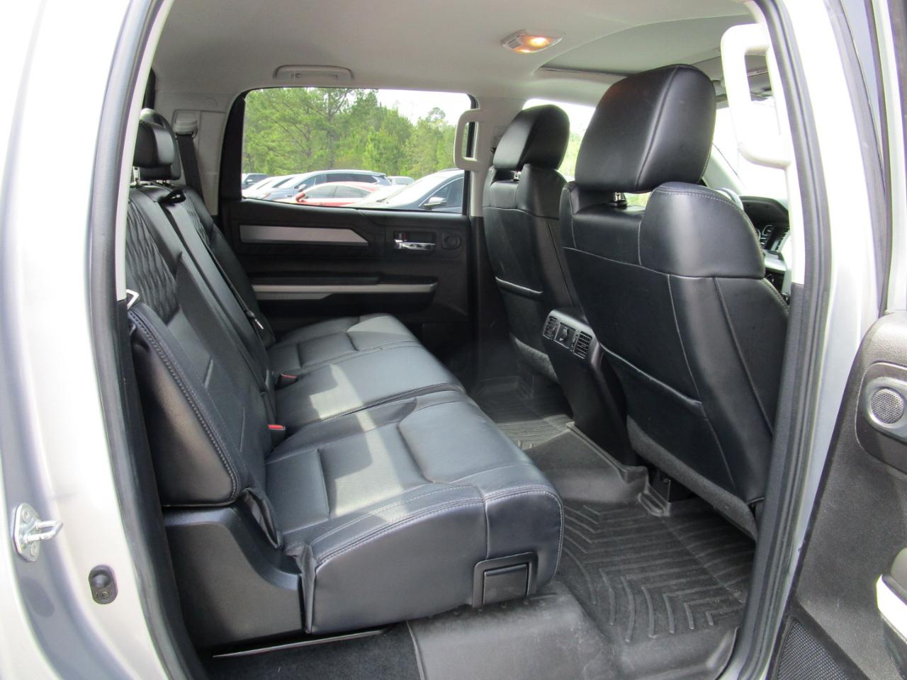 Toyota Tundra 4WD Platinum CrewMax 5.5' Bed (Natl) 2021