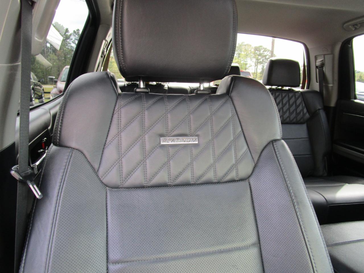 Toyota Tundra 4WD Platinum CrewMax 5.5' Bed (Natl) 2021