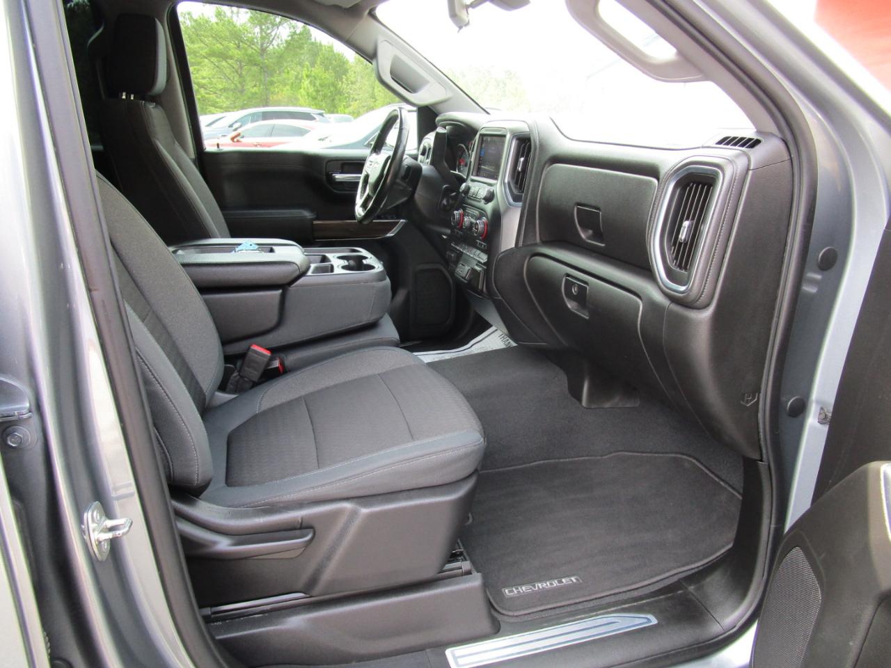 Chevrolet Silverado 1500 2WD Crew Cab 147" LT 2019