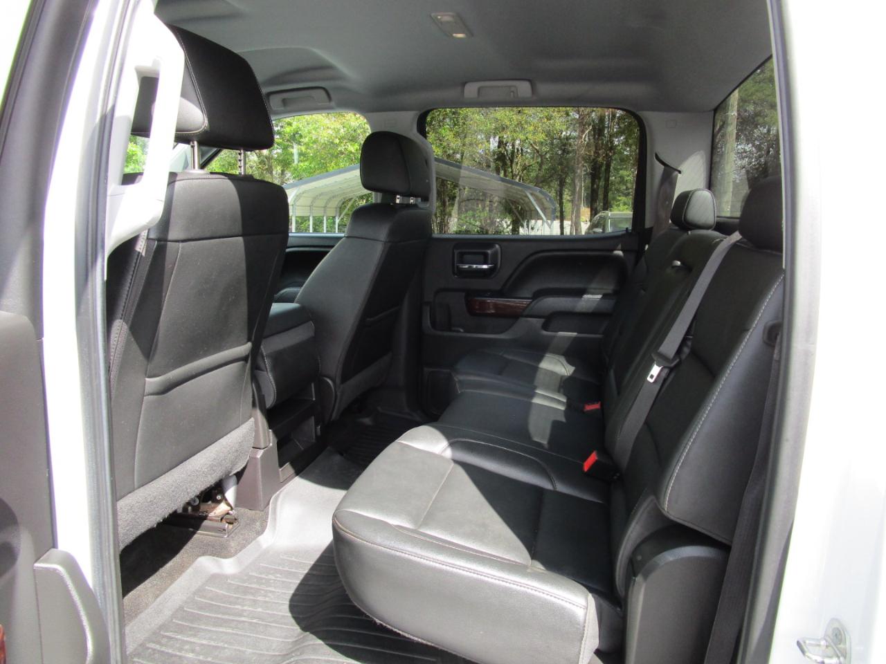 GMC Sierra 1500 4WD Crew Cab 143.5" SLT 2016