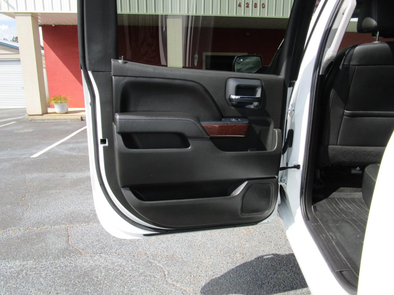 GMC Sierra 1500 4WD Crew Cab 143.5" SLT 2016