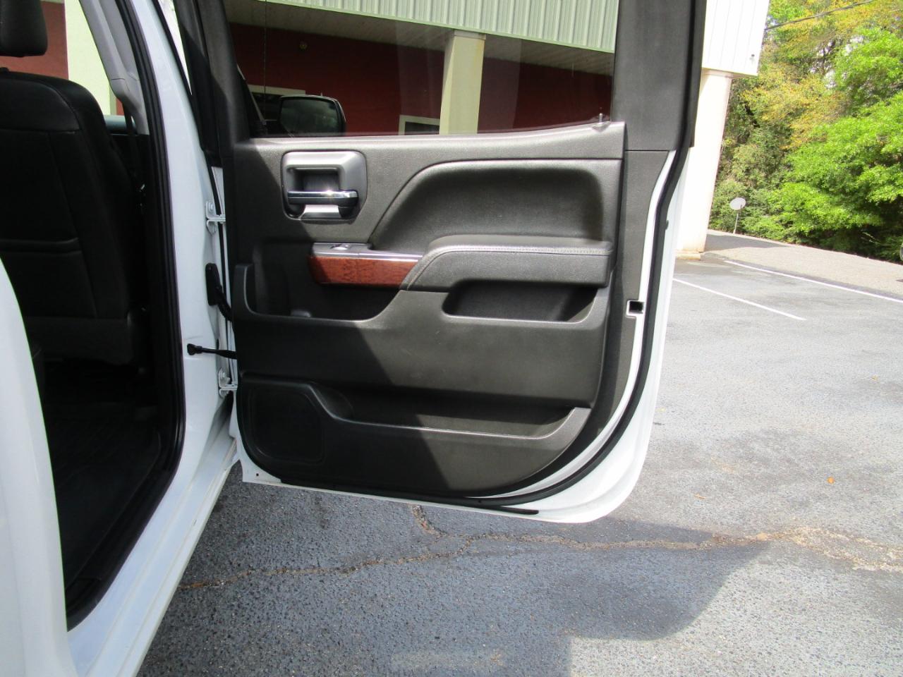 GMC Sierra 1500 4WD Crew Cab 143.5" SLT 2016