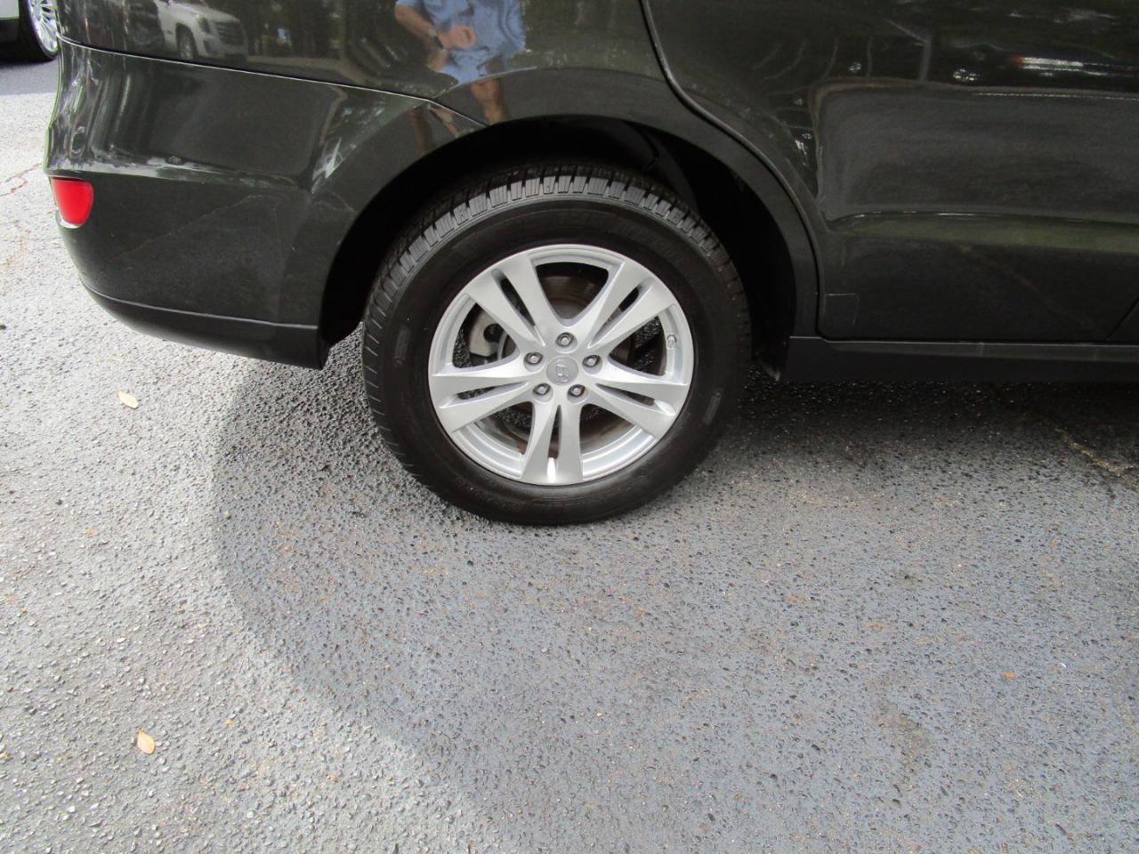 Hyundai Santa Fe FWD 4dr V6 Auto Limited 2010