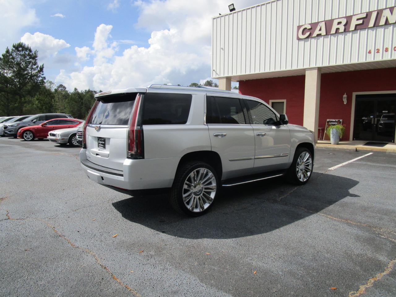 Cadillac Escalade 2WD 4dr Luxury 2020
