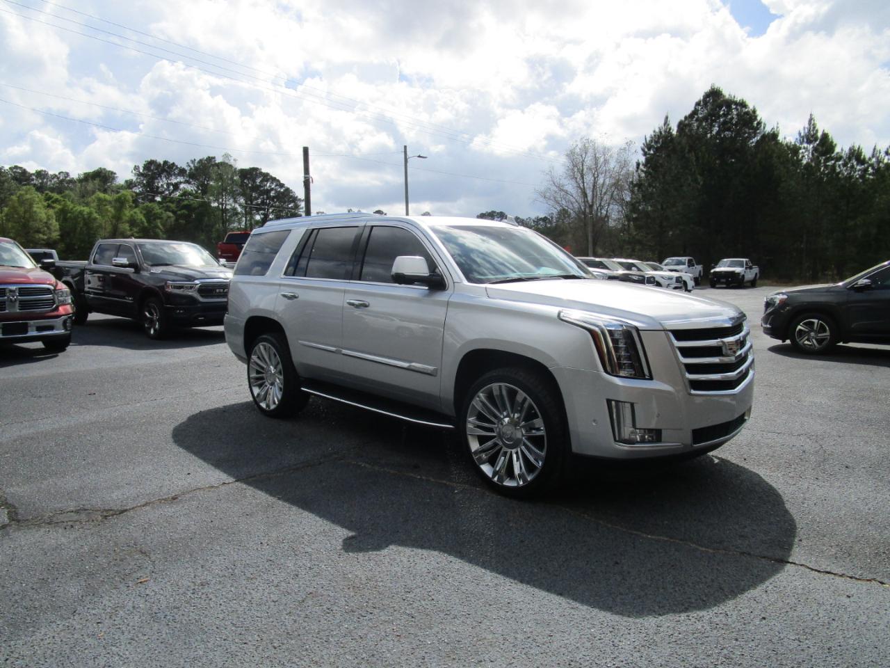 Cadillac Escalade 2WD 4dr Luxury 2020