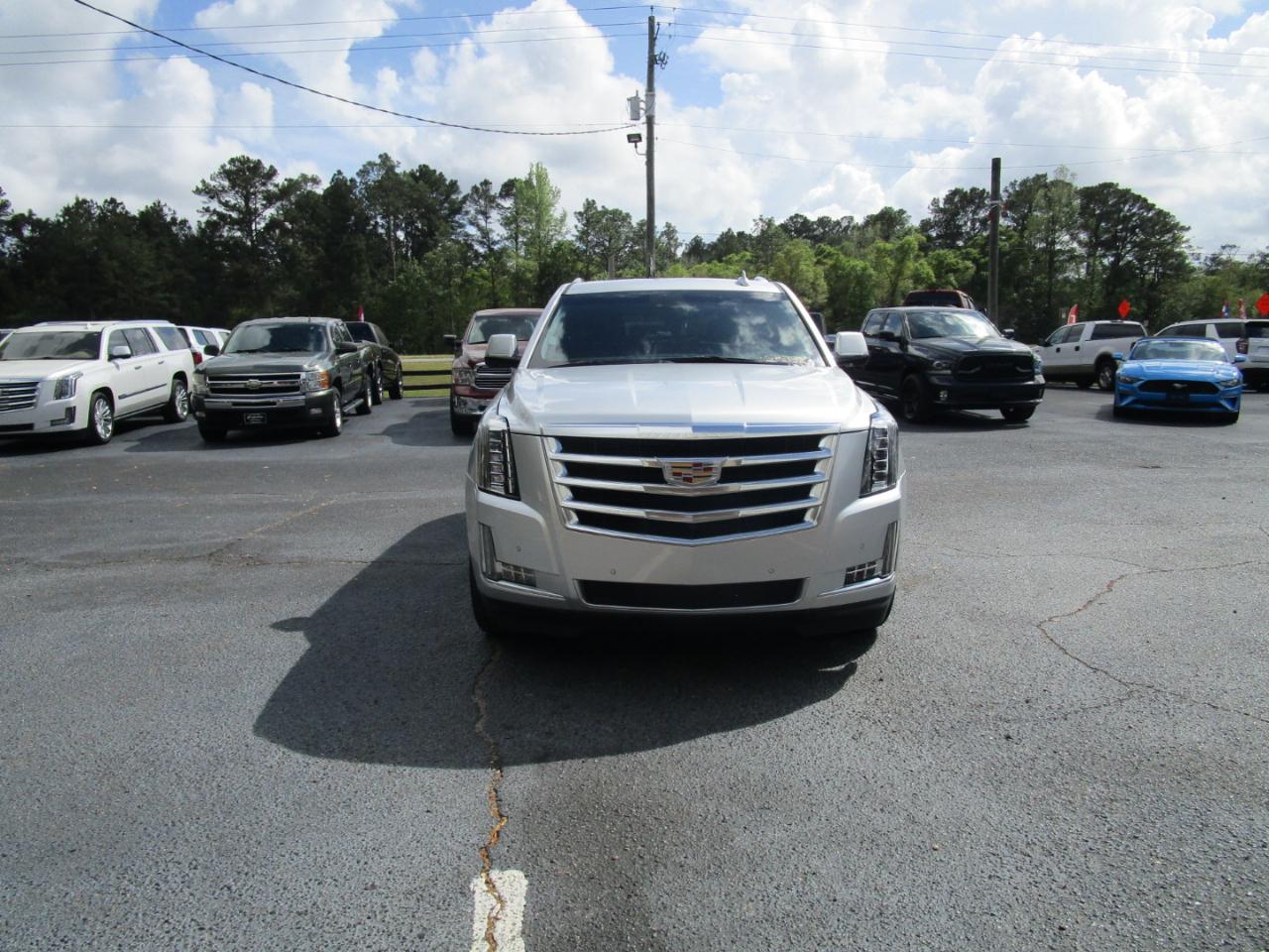 Cadillac Escalade 2WD 4dr Luxury 2020