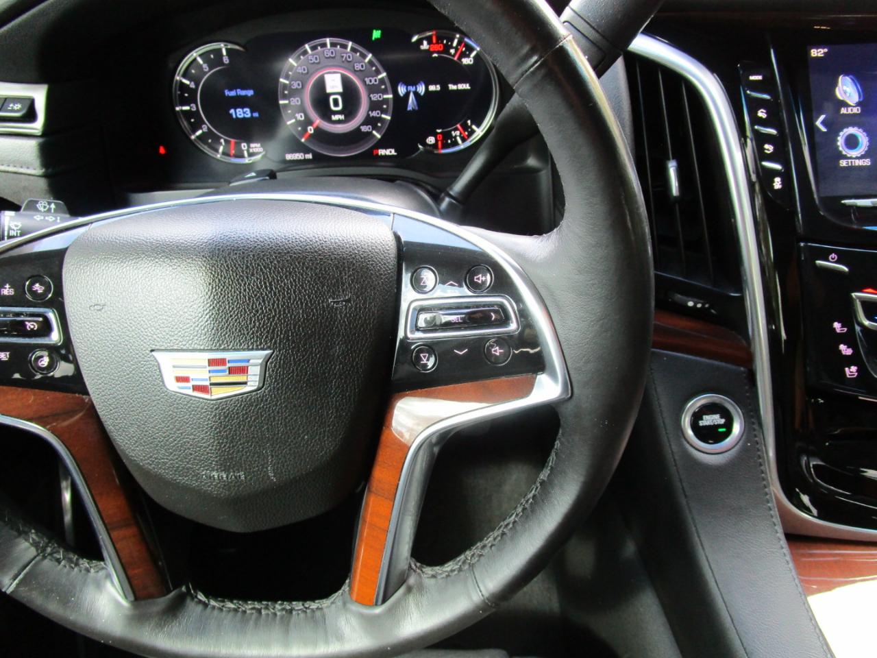 Cadillac Escalade 2WD 4dr Luxury 2020