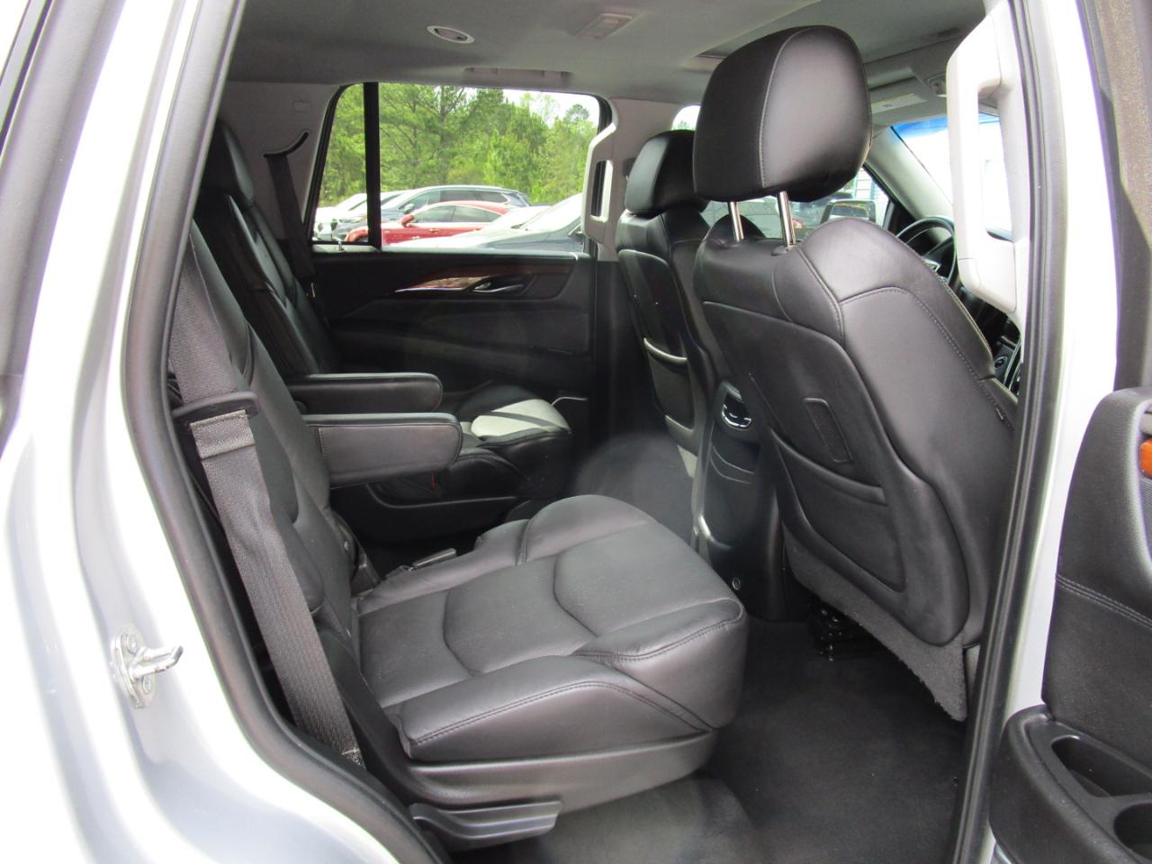 Cadillac Escalade 2WD 4dr Luxury 2020