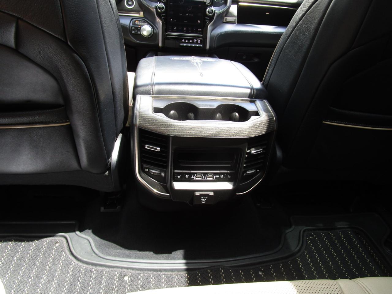 RAM 1500 Limited 4x4 Crew Cab 5'7" Box 2019