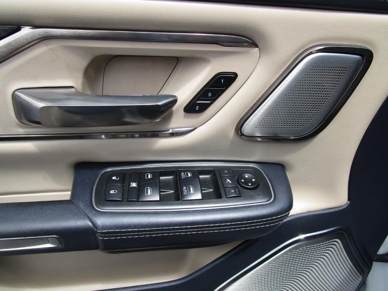 RAM 1500 Limited 4x4 Crew Cab 5'7" Box 2019