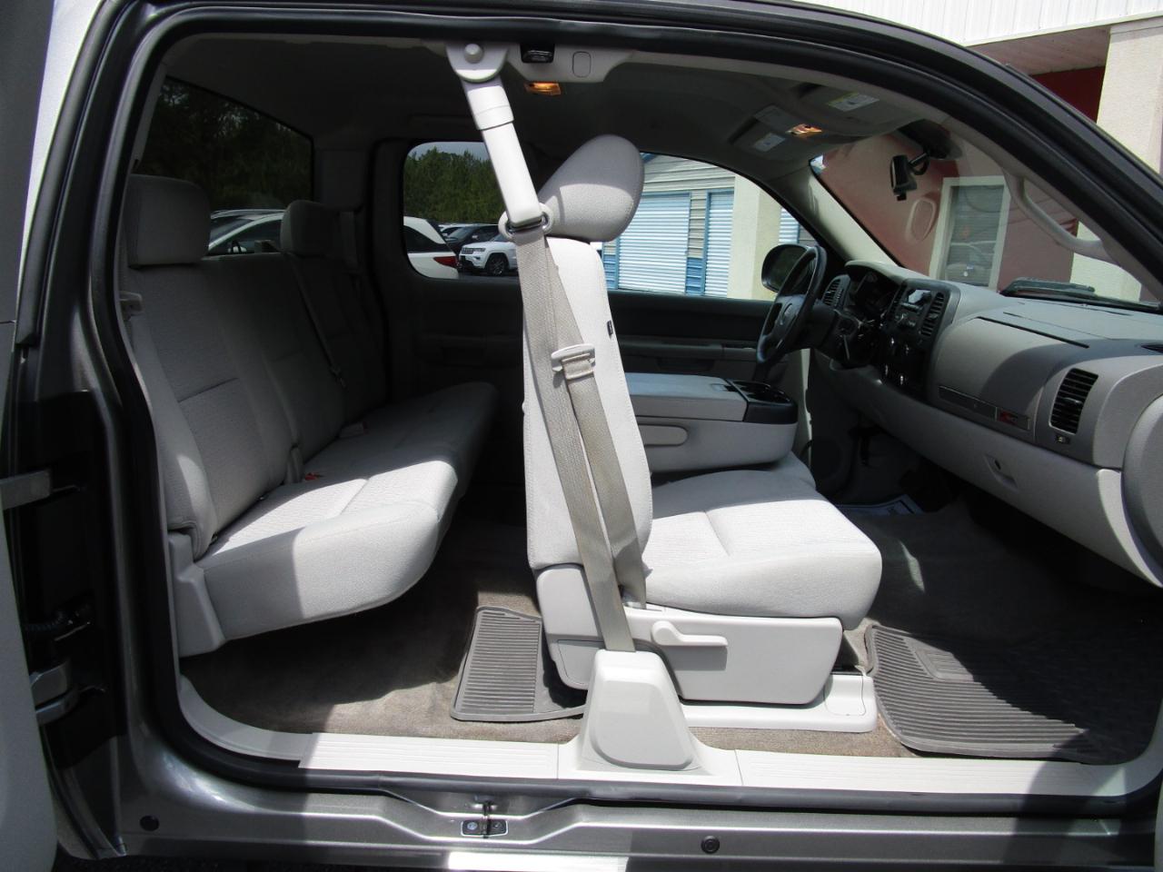 GMC Sierra 1500 2WD Ext Cab 143.5" SLE 2013