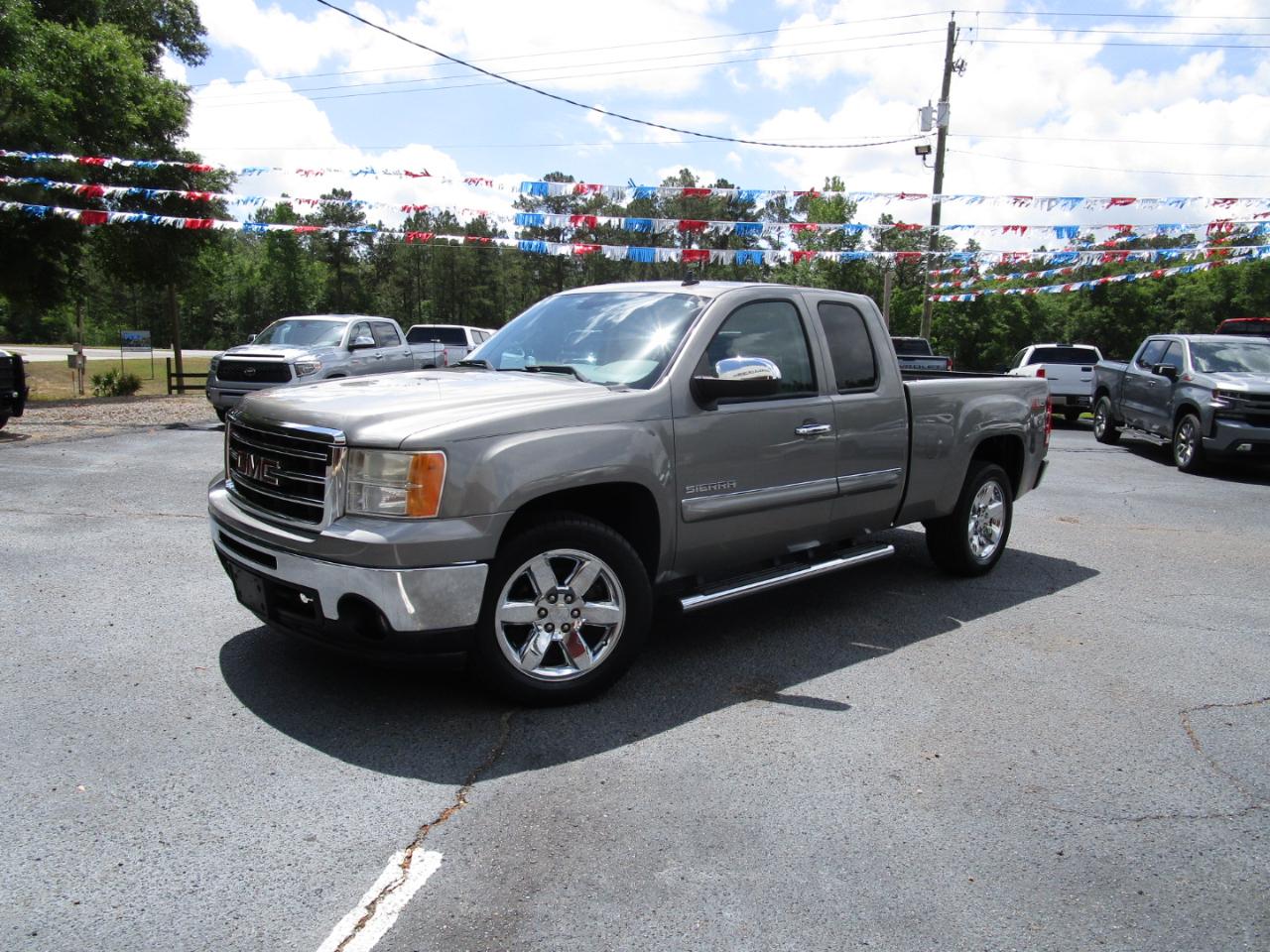 GMC Sierra 1500 2WD Ext Cab 143.5" SLE 2013