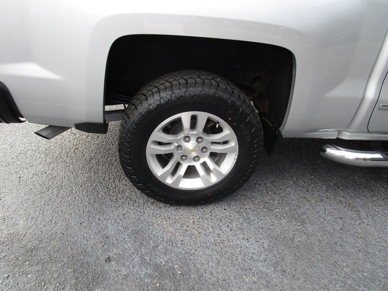 Chevrolet Silverado 1500 2WD Crew Cab 143.5" LTZ w/1LZ 2015