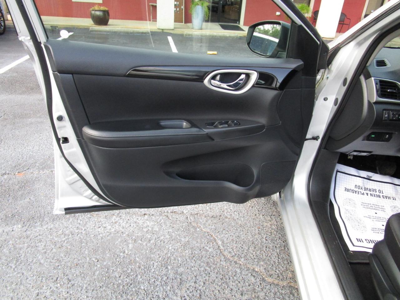 Nissan Sentra SV CVT *Ltd Avail* 2019