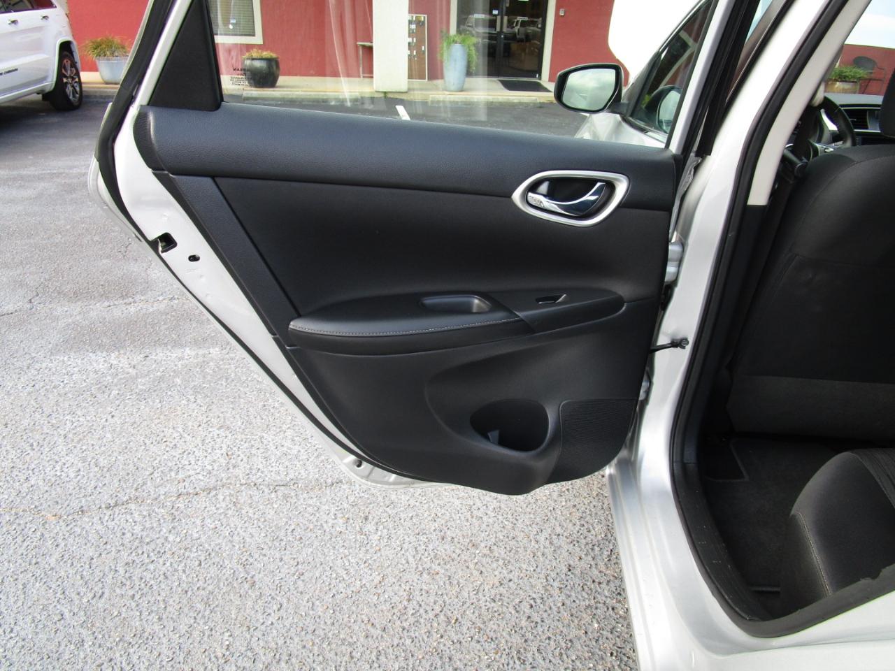 Nissan Sentra SV CVT *Ltd Avail* 2019