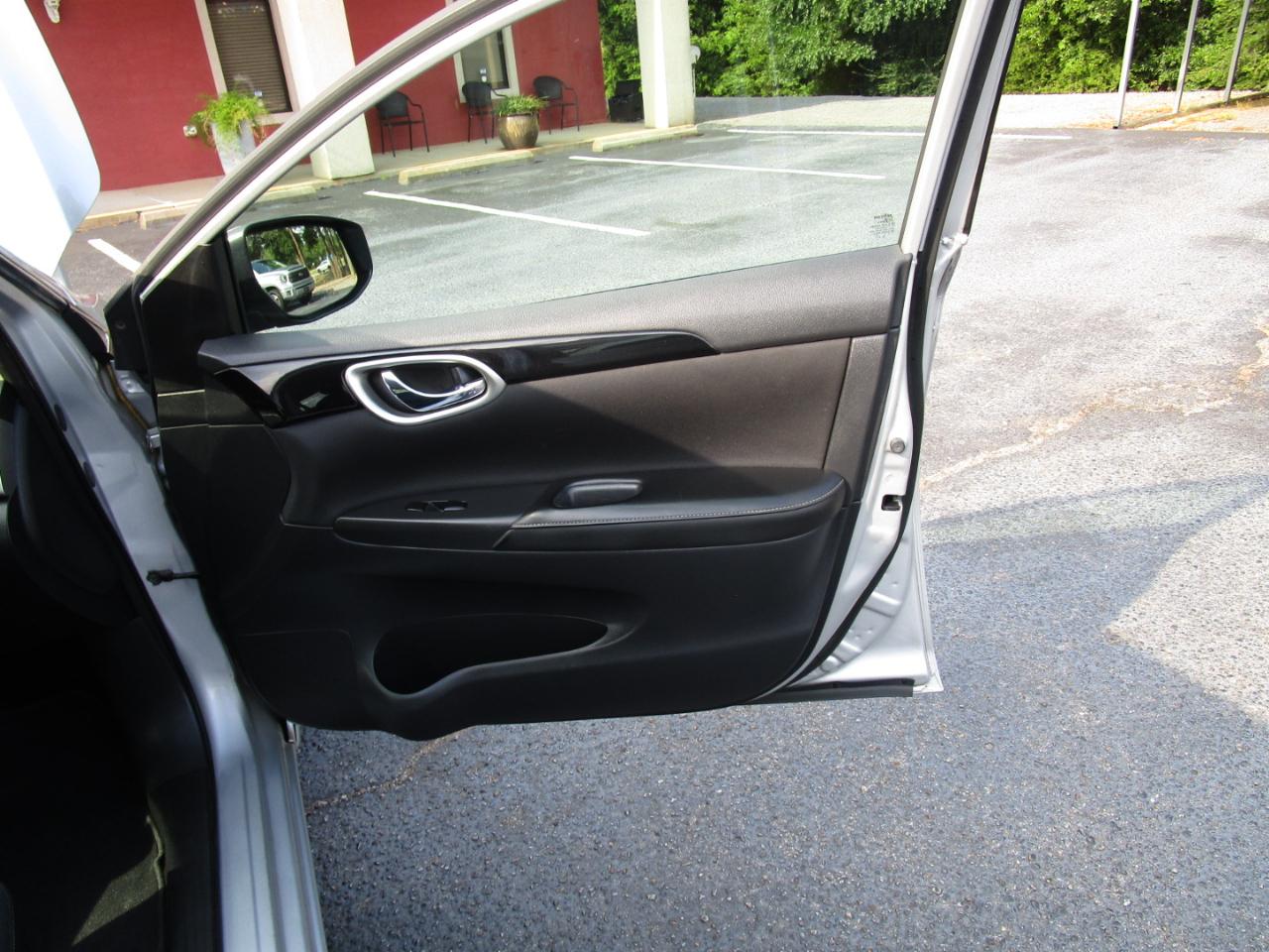 Nissan Sentra SV CVT *Ltd Avail* 2019