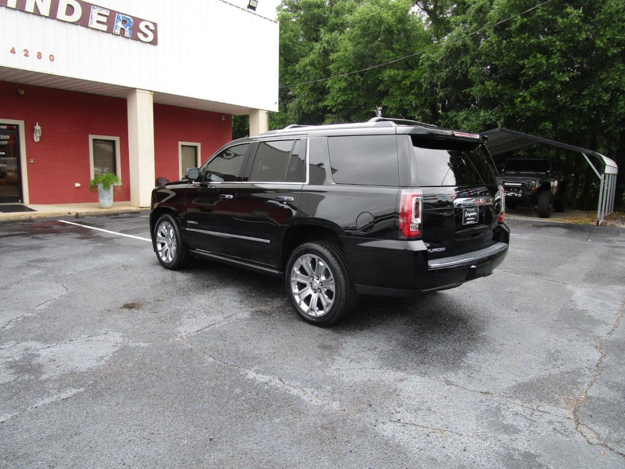 GMC Yukon 2WD 4dr Denali 2020