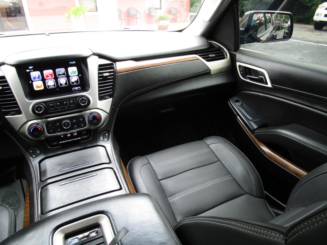 GMC Yukon 2WD 4dr Denali 2020