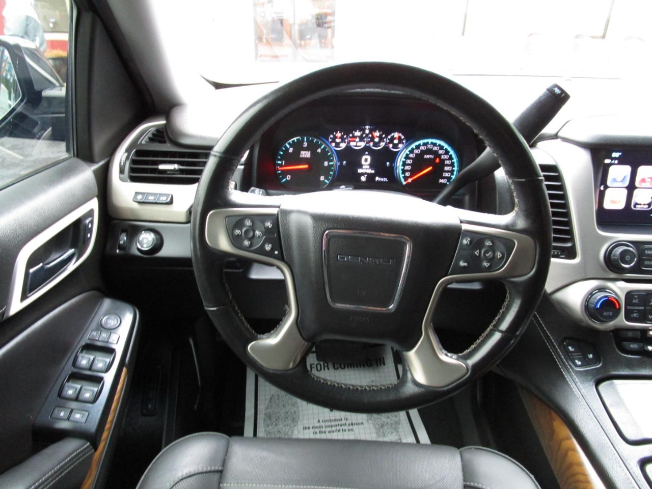 GMC Yukon 2WD 4dr Denali 2020