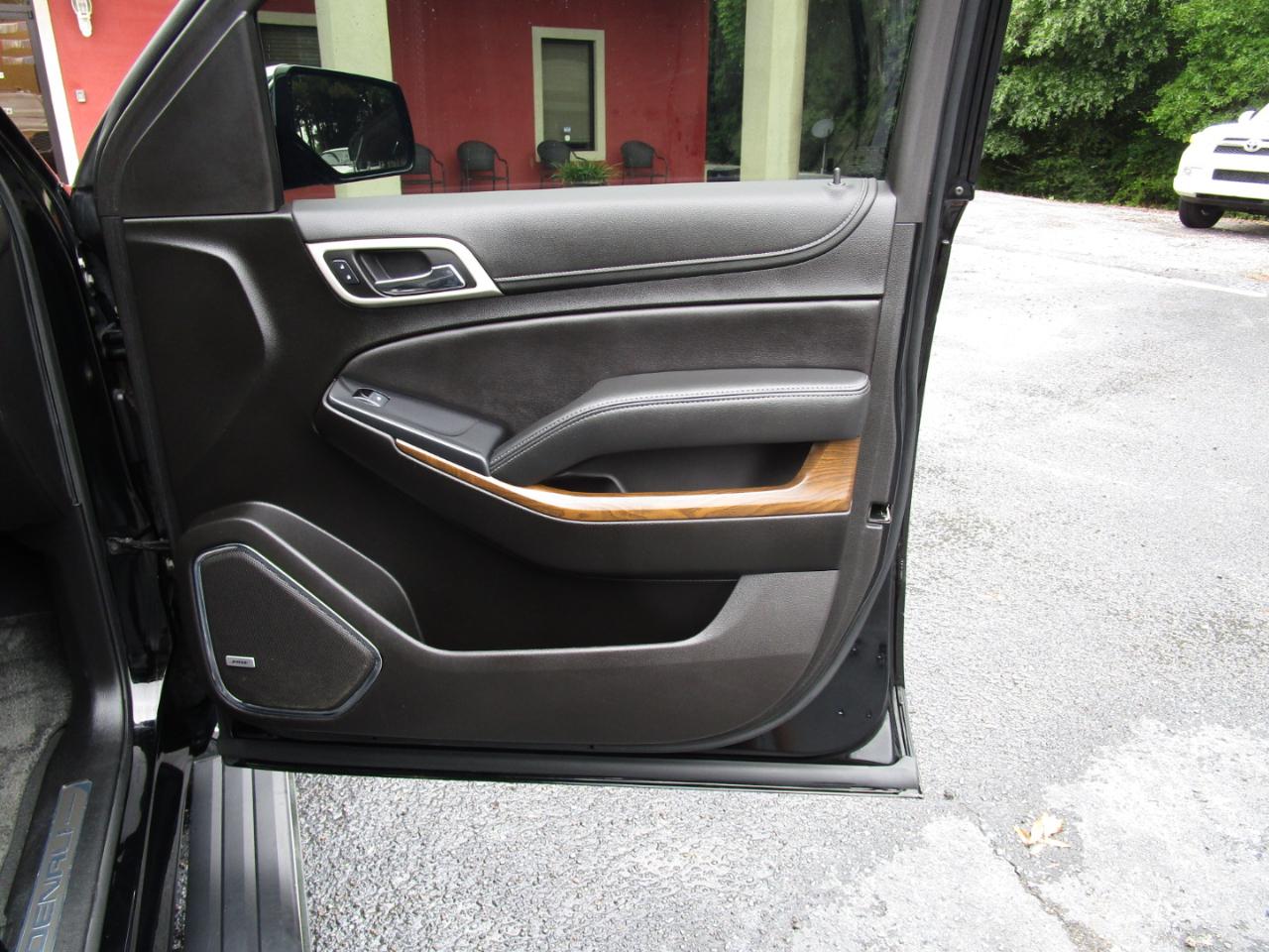 GMC Yukon 2WD 4dr Denali 2020