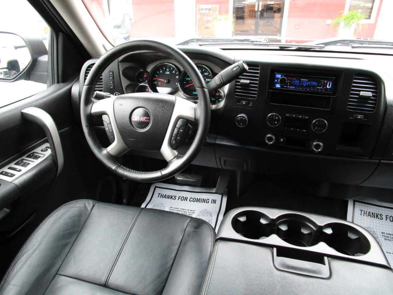 GMC Sierra 1500 4WD Crew Cab 143.5" SLE 2009