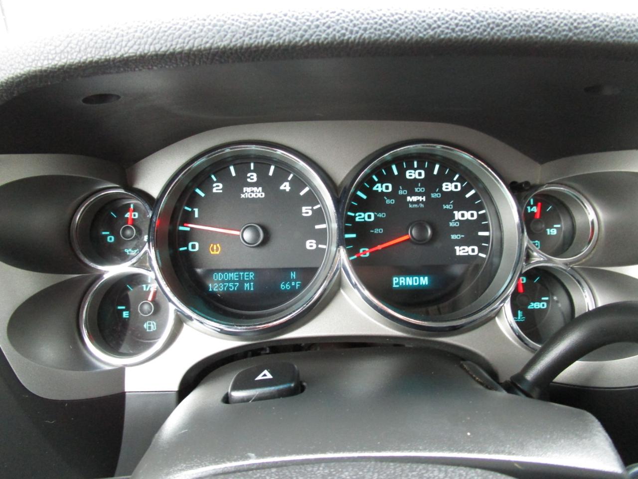 GMC Sierra 1500 4WD Crew Cab 143.5" SLE 2009