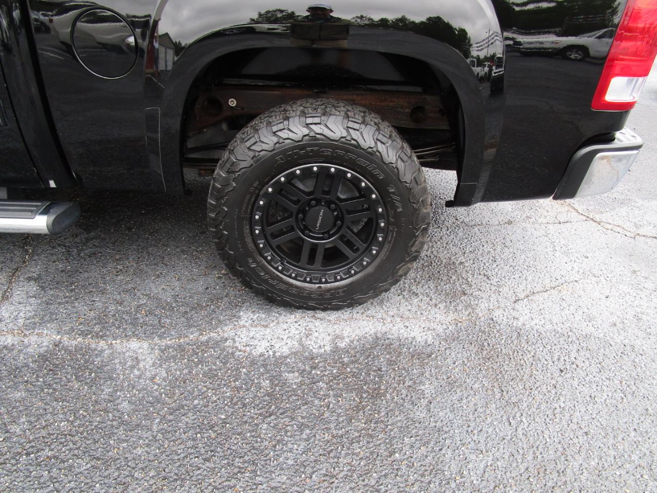GMC Sierra 1500 4WD Crew Cab 143.5" SLE 2009
