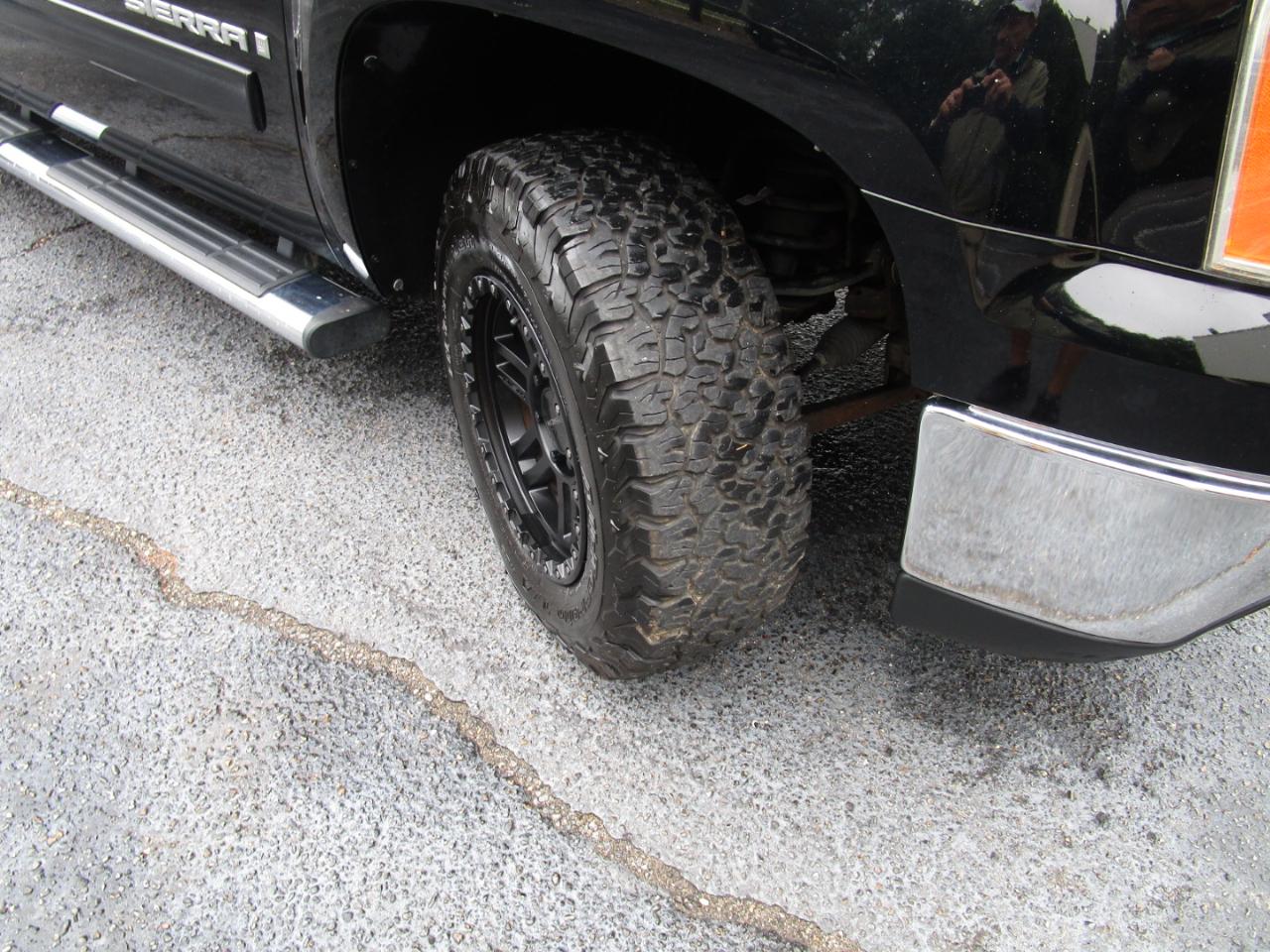 GMC Sierra 1500 4WD Crew Cab 143.5" SLE 2009