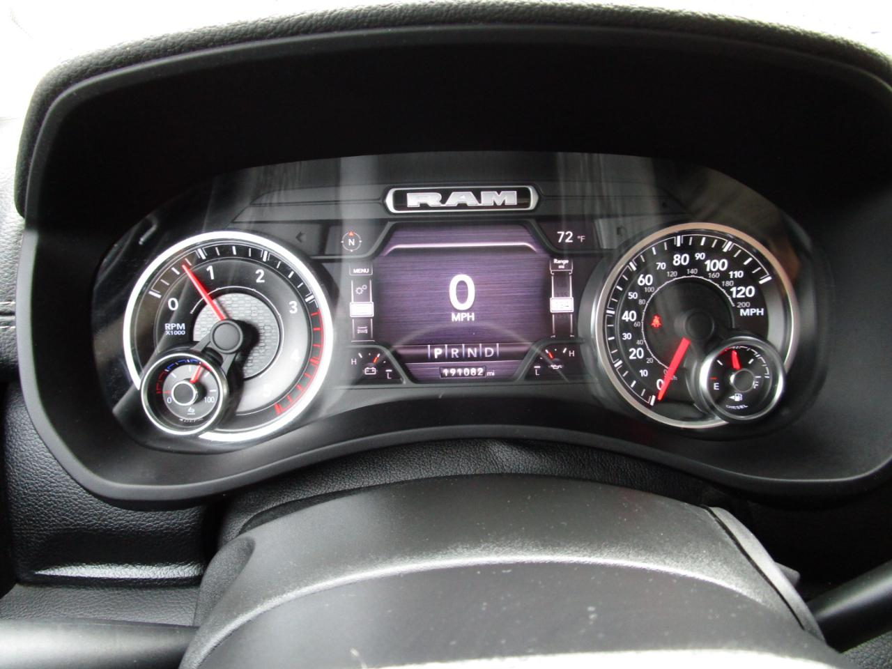 RAM 2500 Laramie 4x4 Crew Cab 6'4" Box 2022