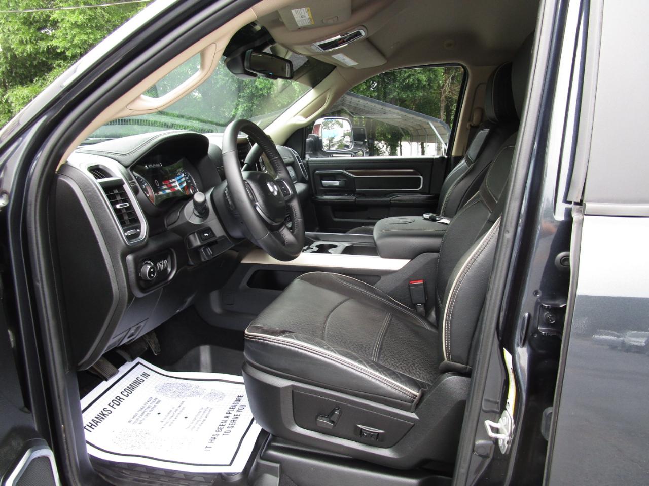 RAM 2500 Laramie 4x4 Crew Cab 6'4" Box 2022