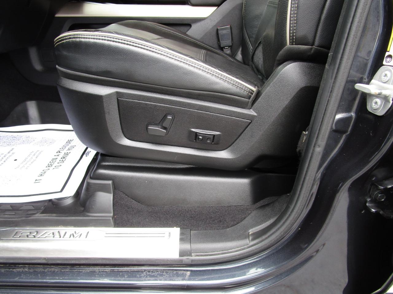 RAM 2500 Laramie 4x4 Crew Cab 6'4" Box 2022