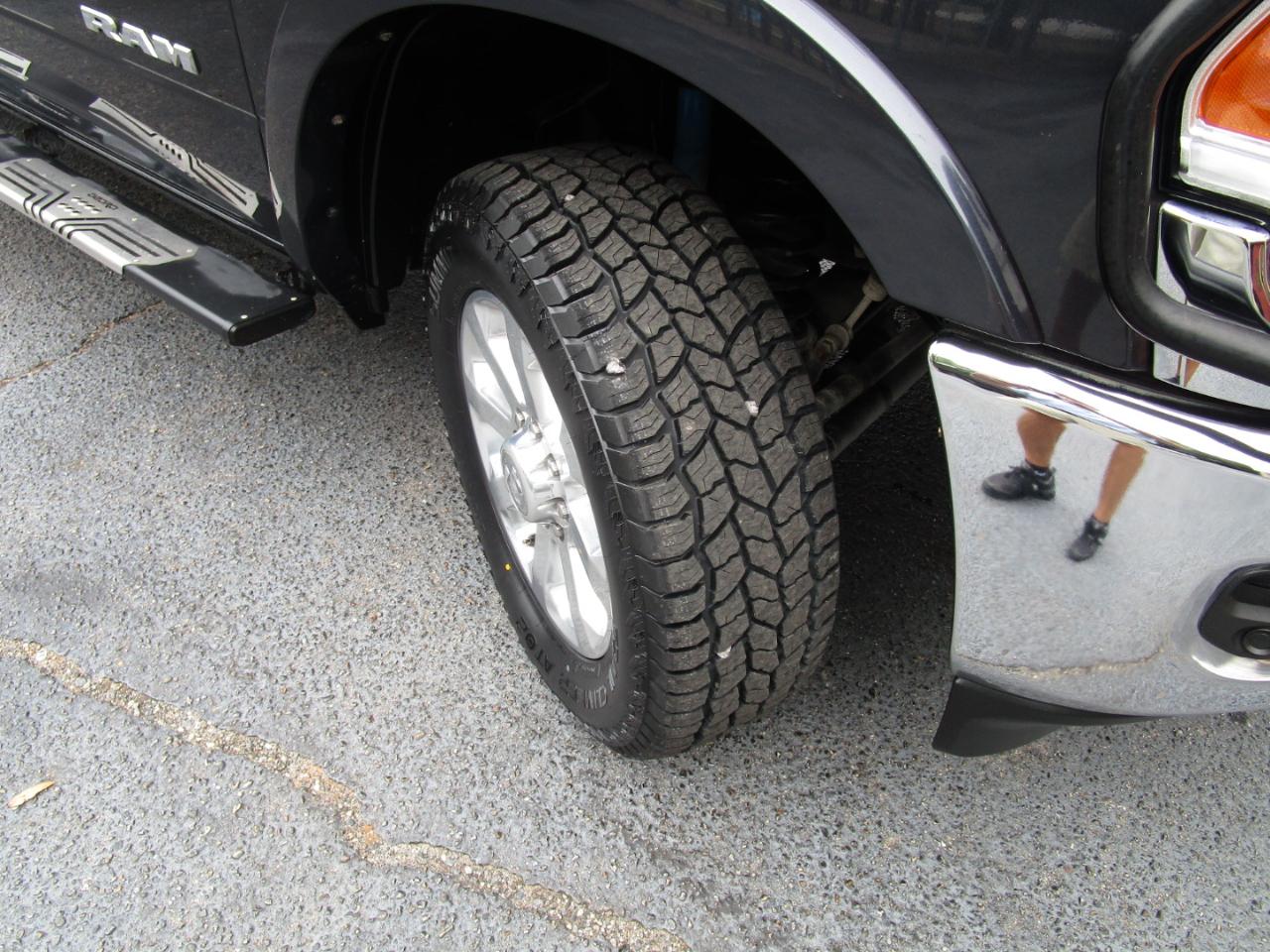 RAM 2500 Laramie 4x4 Crew Cab 6'4" Box 2022