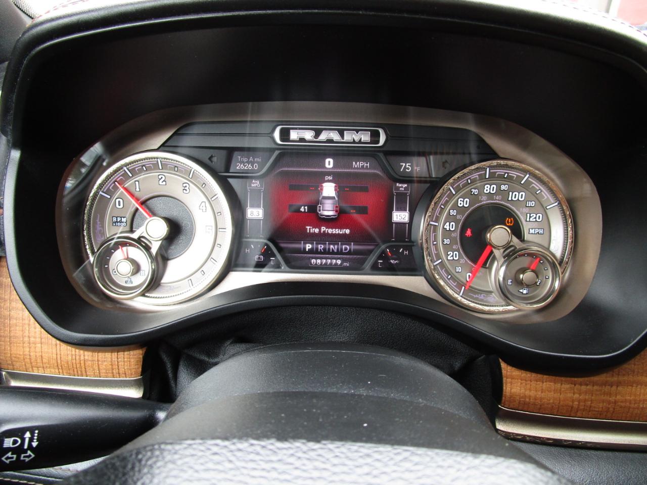 RAM 1500 Longhorn 4x4 Crew Cab 5'7" Box 2019